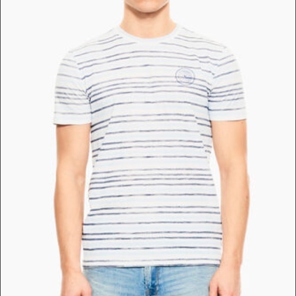 Garcia Men’s Blue stream Jeans striped crew Neck T shirt size Medium NWT